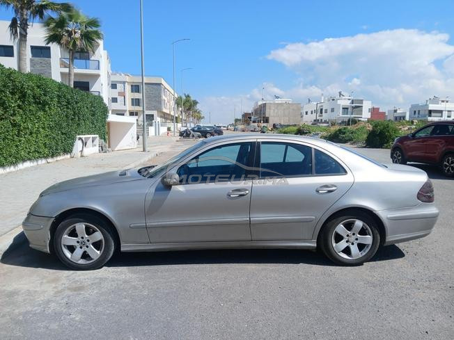 Mercedes-Benz 270 Diesel Automatique 2004 à Temara