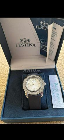 فيستينا نسائية أصلية مع علبة و بطاقة