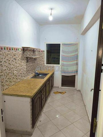 Appartement neuf à louer à Jawaharat Al Bassatine, Meknès - 2