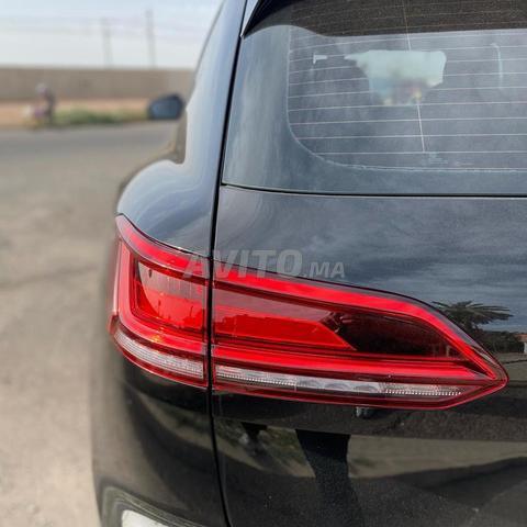 Volkswagen Touareg - 2