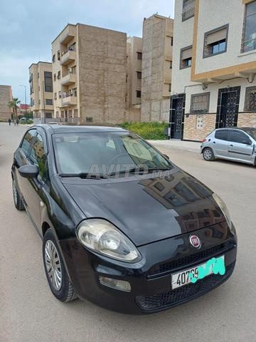 Fiat Punto modèle 2017, diesel, voiture propre - 2