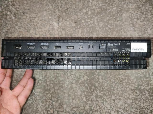 Xbox one x 1tb - 2