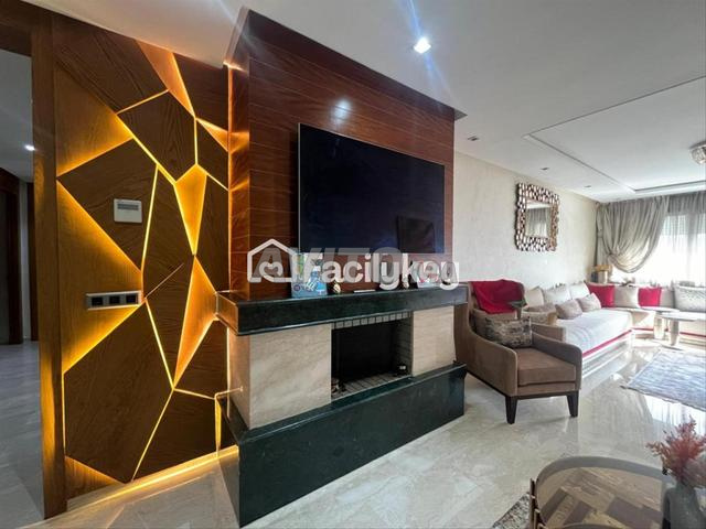 شقة بمساحة 209 متر مربع في الدار البيضاء - 2