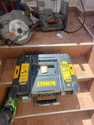 Meuleuse d'angle DEWALT leDEWALT Meuleuse d'agle