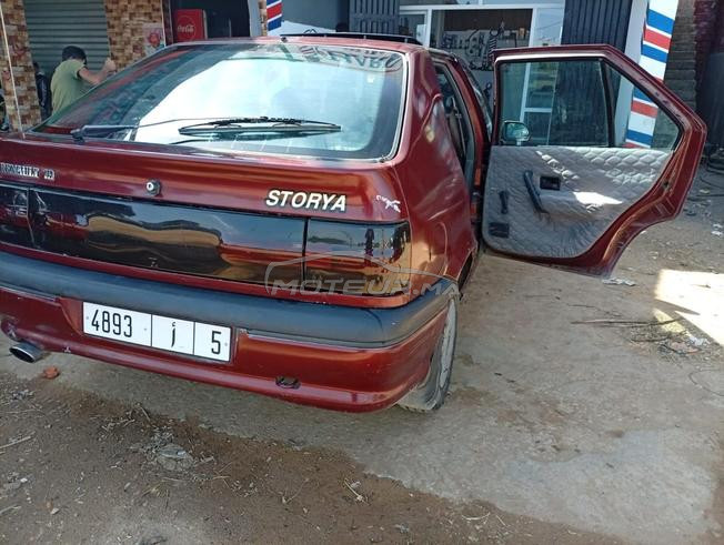 Renault Essence Manuelle 1994 à Kénitra