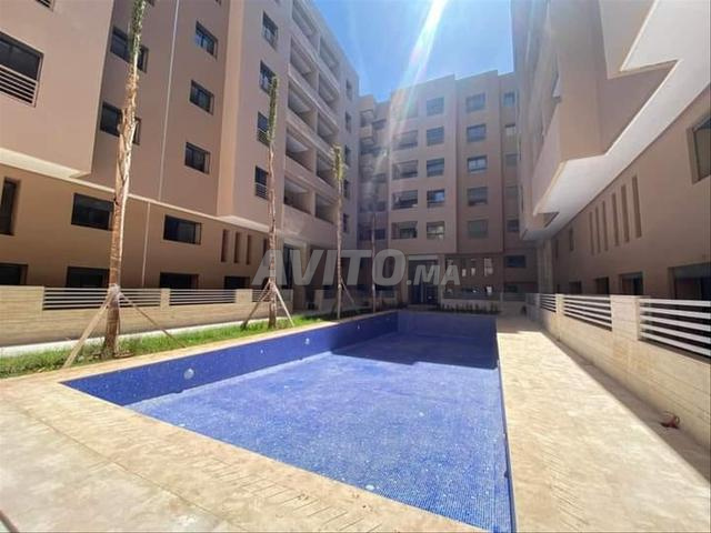 شقة عصرية مع مسبح للإيجار في كيليز