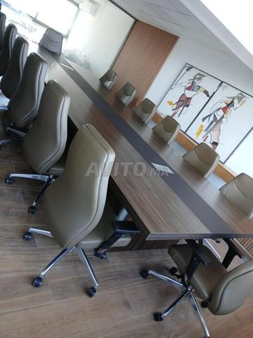 طاولة اجتماعات خشب ام دي اف - Table de réunion en bois MDF