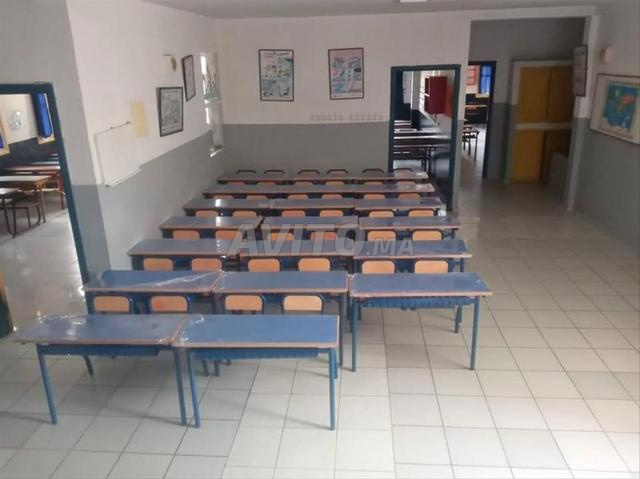 TABLE SCOLAIRE AVEC CASIER B