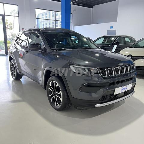 Jeep Compass Essence OVERLAND Toit Ouvrant - 2