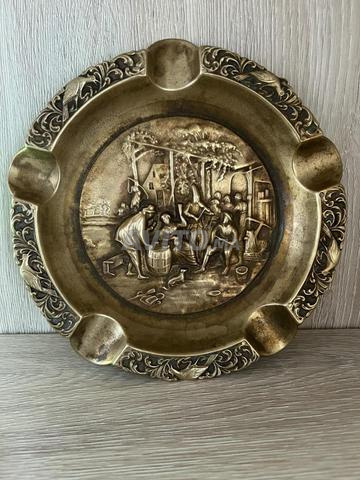 منفضة سجائر عتيقة - 2