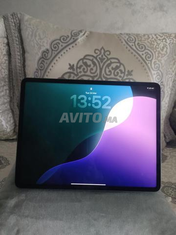 iPad pro ( 12.9 pouces ) ( 5ème génération) 256Go - 2
