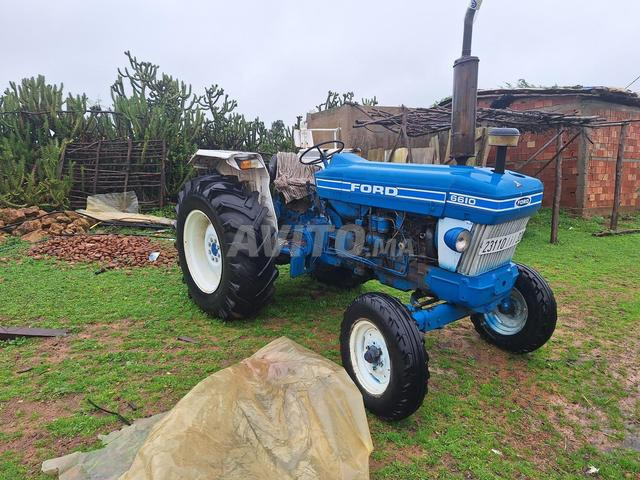 Tracteur Ford 6610 avec matériel