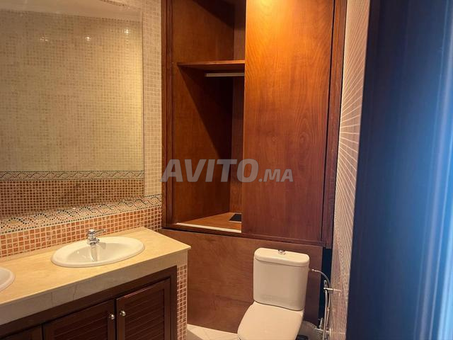 Appart vide 4 chambres à louer 200 m² à Iberia - 2