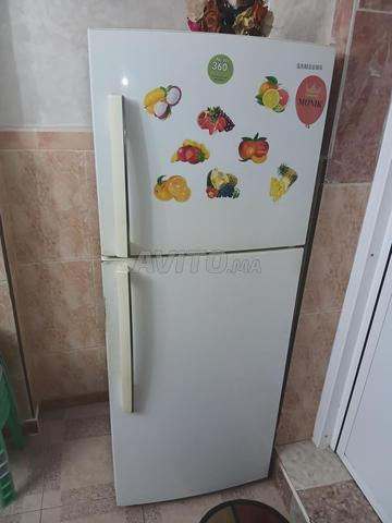 ثلاجة للبيع جودة عالية فيها مشكلة بسيطة