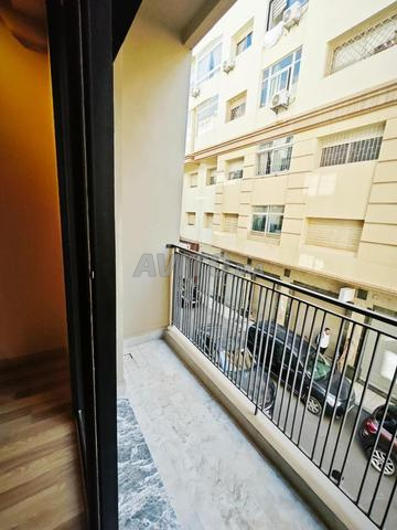 استوديو واسع 63 متر مربع للبيع بالدار البيضاء – رقم 9 - 2