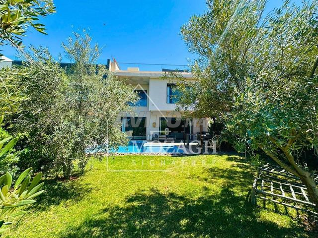 فيلا رائعة مع مسبح خاص ومصعد - 2