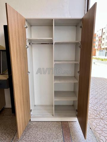 خزانة ملابس 2 أبواب مع رفوف وتعليق - 2