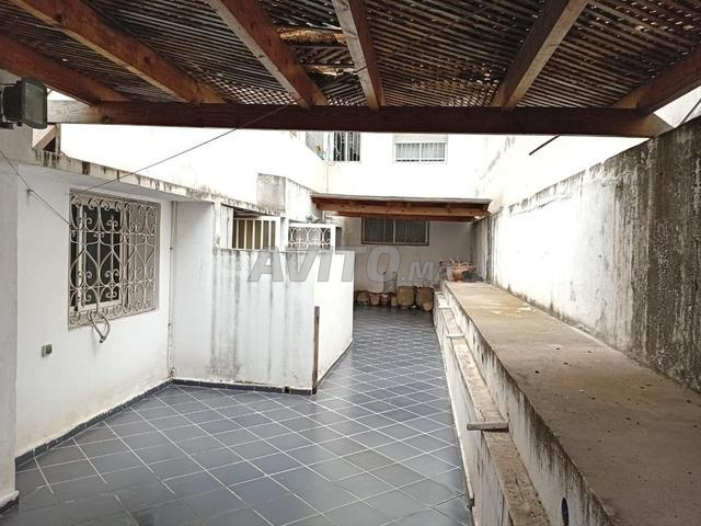 شقة للبيع فرانس فيل - 2