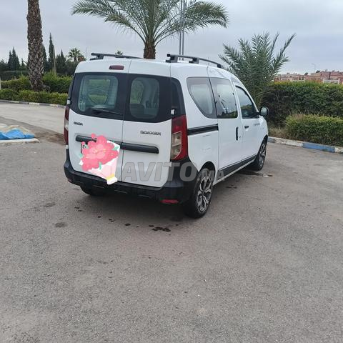 سيارة ممتازة جاهزة للاستعمال - 2