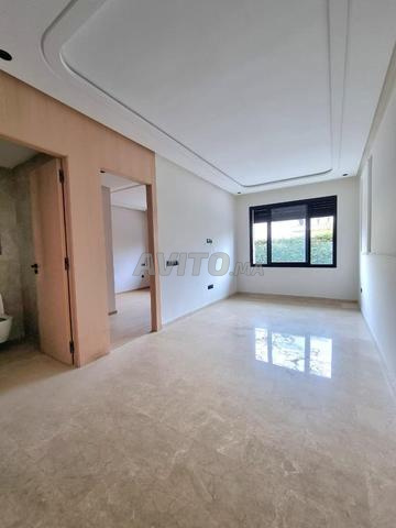 À louer – Studio neuf 53 m² – Emplacement central - 2