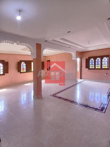 Étage de villa avec 2 balcons  à louer mensuellement - image 3