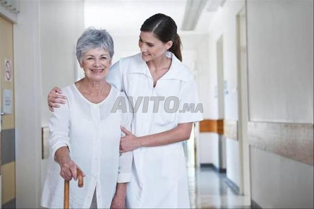 babysitting garde malade aide personnes âgées