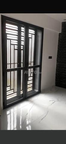 فيلا صغيرة للإيجار - 2