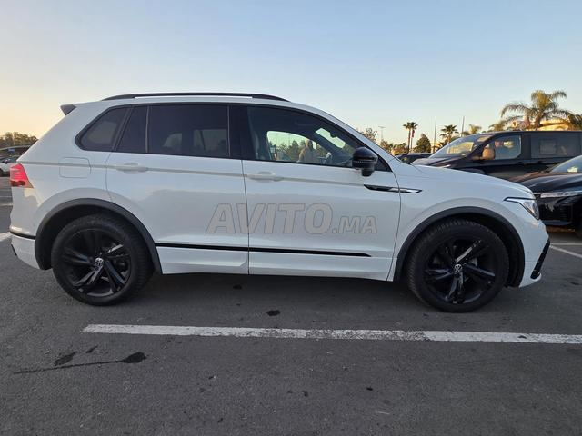 فولكس فاجن تيجوان كاملة سوداء - 2