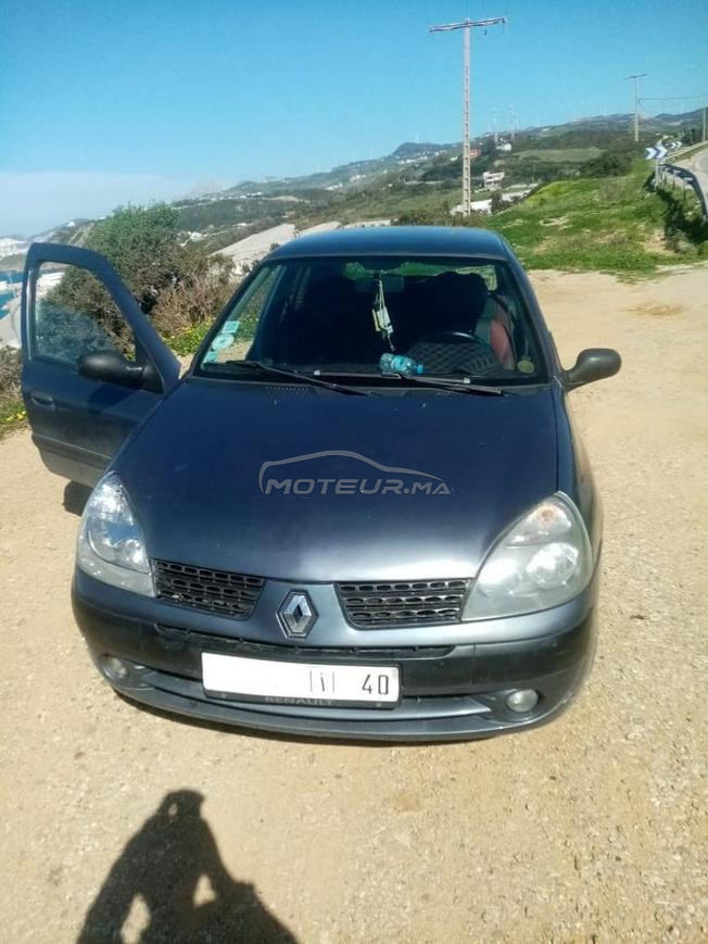 Renault Essence Manuelle 2006 à Tanger