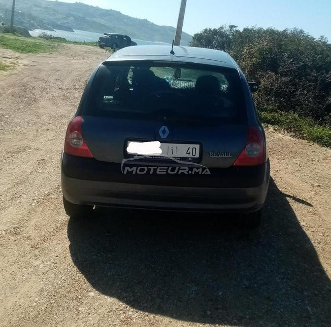 Renault Essence Manuelle 2006 à Tanger