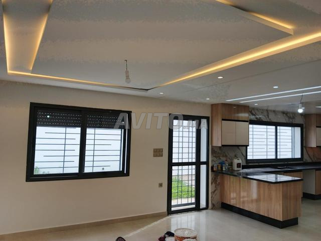 Villa duplex luxe 340 m2 Yakota Ibn Badis 3 façades