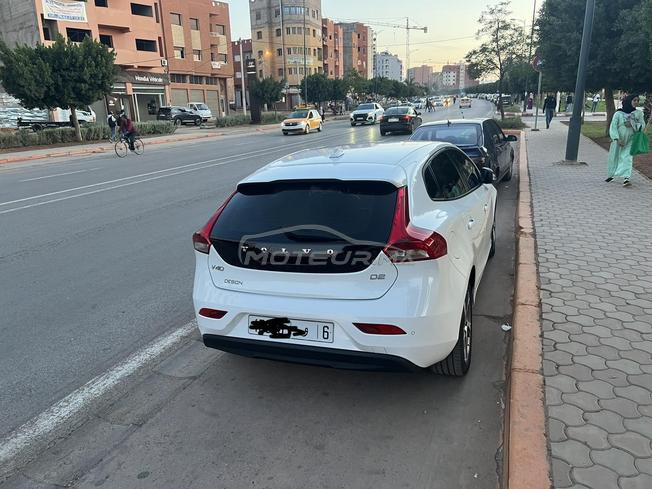Volvo V40 Diesel Automatique 2019 à Casablanca