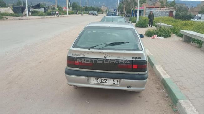 R19 storia 1994