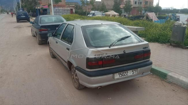 R19 storia 1994