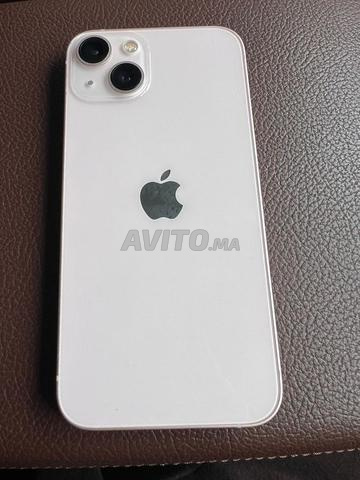 iPhone 13 rose bon état - 2