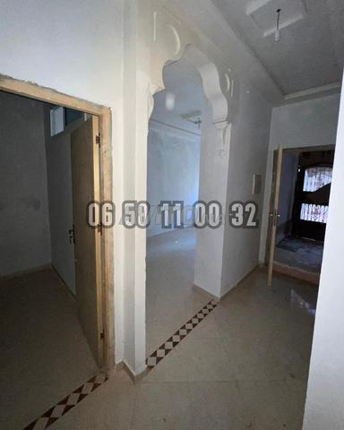 Maison avec permis de construire à vendre à Badraoune - 2