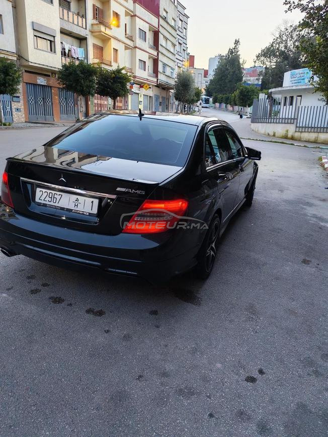 Mercedes-Benz 220 Diesel Automatique 2011 à Tanger