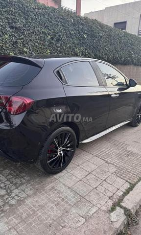 Alfa Romeo Diesel Manuelle 2014 à Casablanca - 2