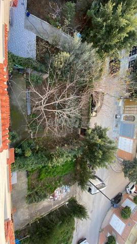 منزل بواجهتين مع حديقة للبيع بسعر ممتاز - 2