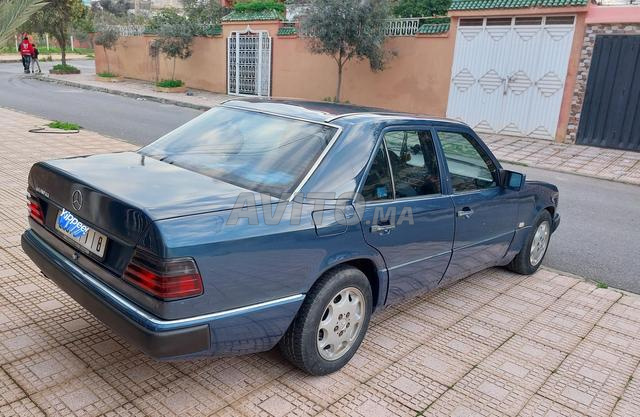 Mercedes 250. Diesel. 91 dédouane 98 - 2