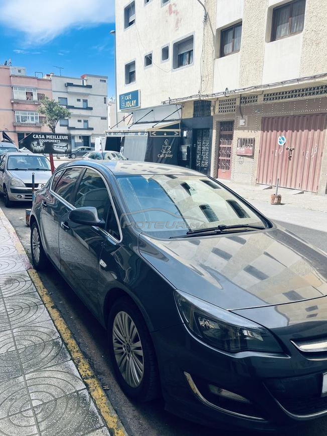 Opel Astra Diesel Modèle 05/2014 Manuel 120010Km