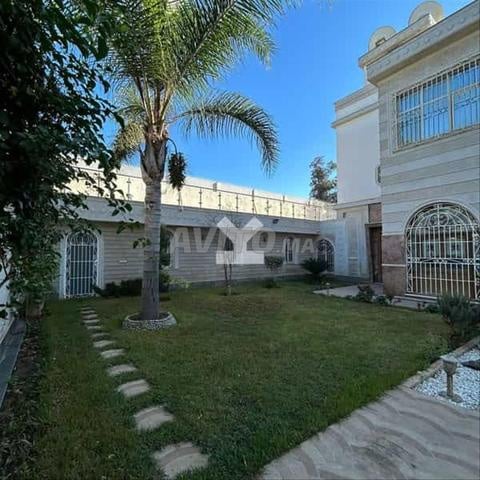 158539-بيع فيلا في الدار البيضاء بولو (المعاريف) 8 - 2