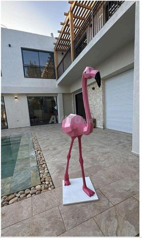 منحوتة فلامنغو وردي - 2