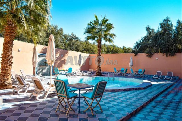 نزل للبيع ، أمزميز