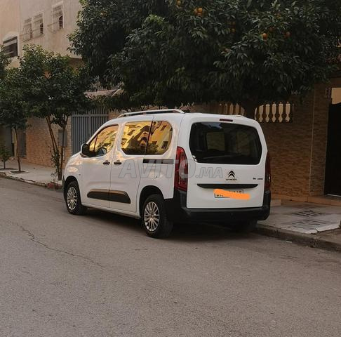 Citroën Berlingo Diesel Manuelle 2020 à Fès - 2