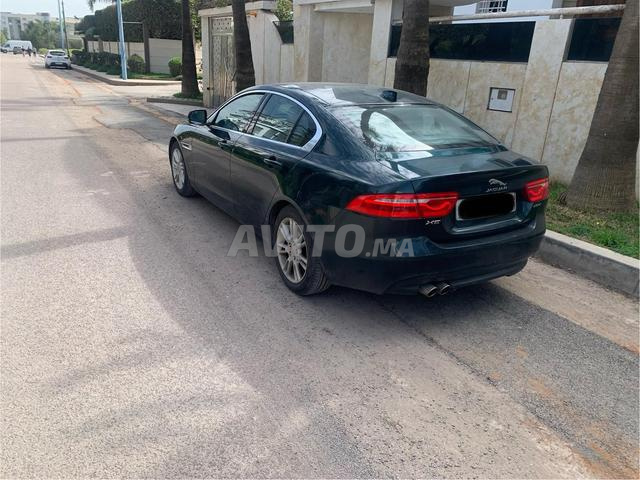 JAGUAR XE à vendre en très bon état - 2
