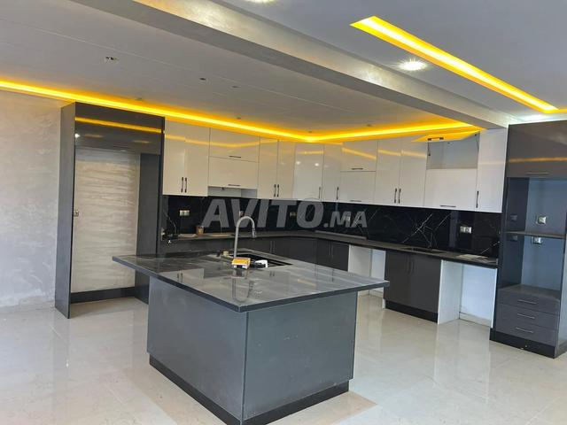 فيلا 264 متر مربع واجهتين مع مسبح - 2