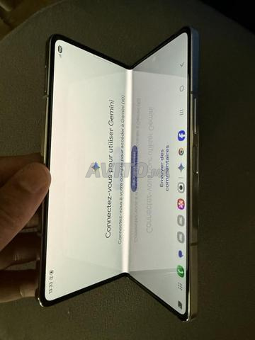 Samsung galaxy z fold 5 comme neuf