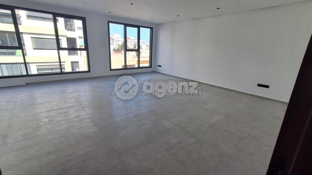 CMN-MA-2576 - Bureau à louer à Franceville - 2