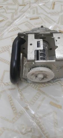 صندوق سرعة ألفا روميو - 2